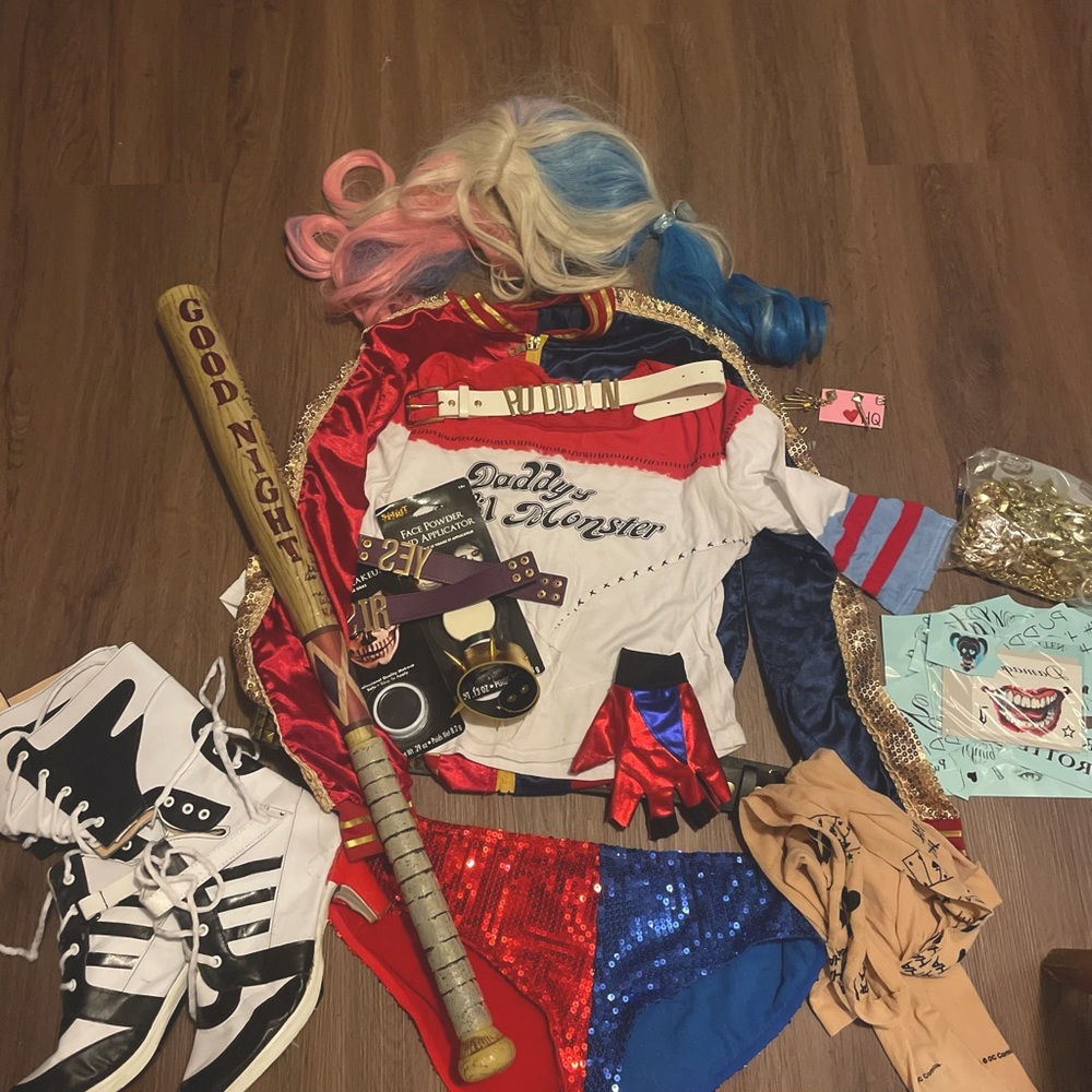 Harley Quinn Costume Set